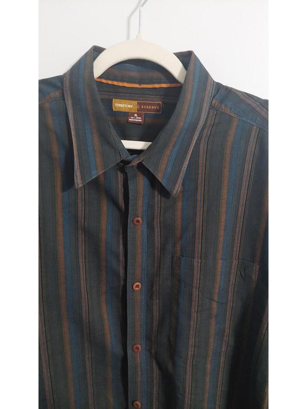Territory Reserve Men's Long Sleeve Button-Up Shirt Striped